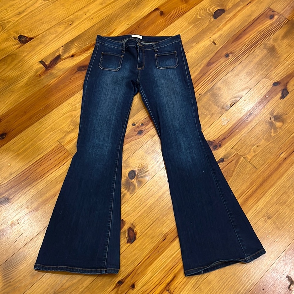 Sun & Shadow flare jeans